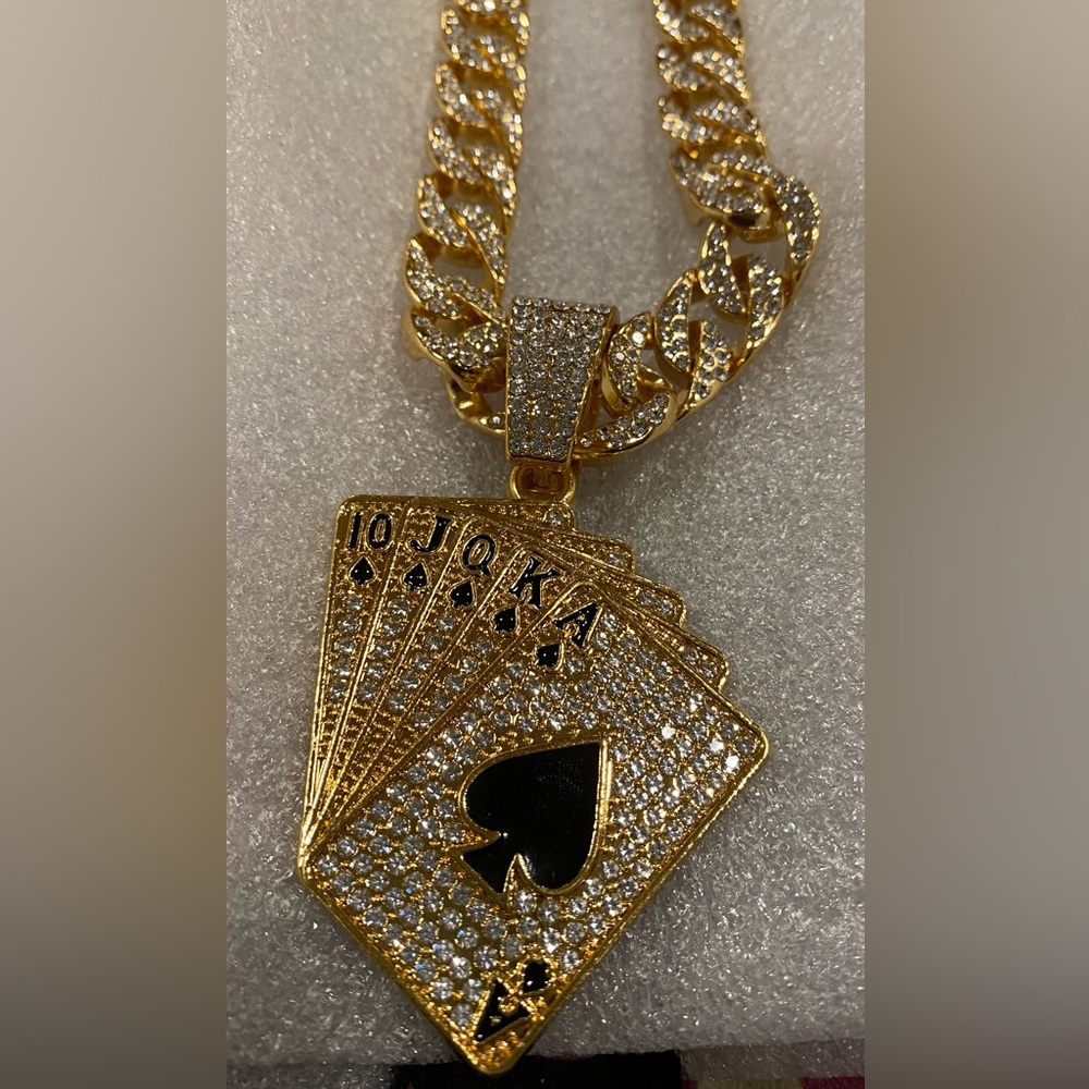 Hip Pop Cuban Playing Card Pendant and Cuban Chain Iced Out Necklace.